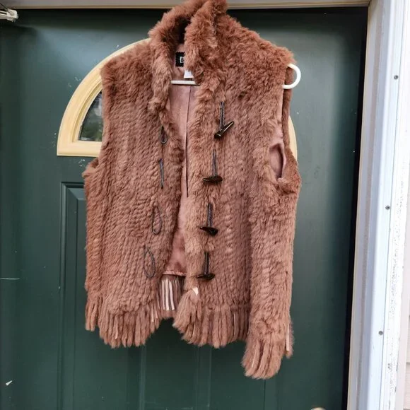 Lavee Brown Knitted Rabbit Fur Vest with Satin lining Large - Picture 9 of 11